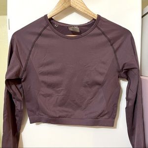 MyProtein purple long sleeve crop top